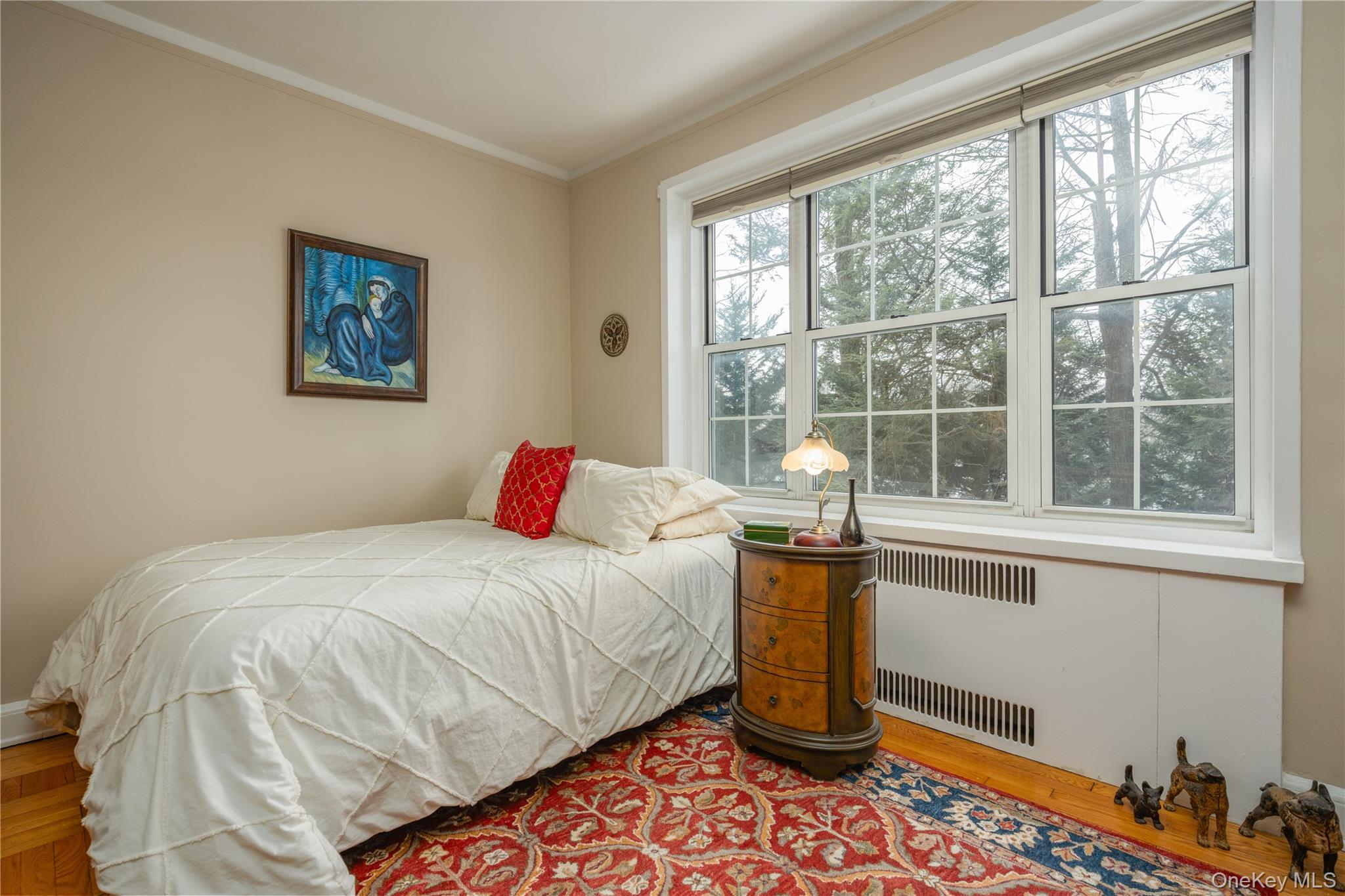 #8 photo, 5 Midland Gardens, Bronxville , NY 10708