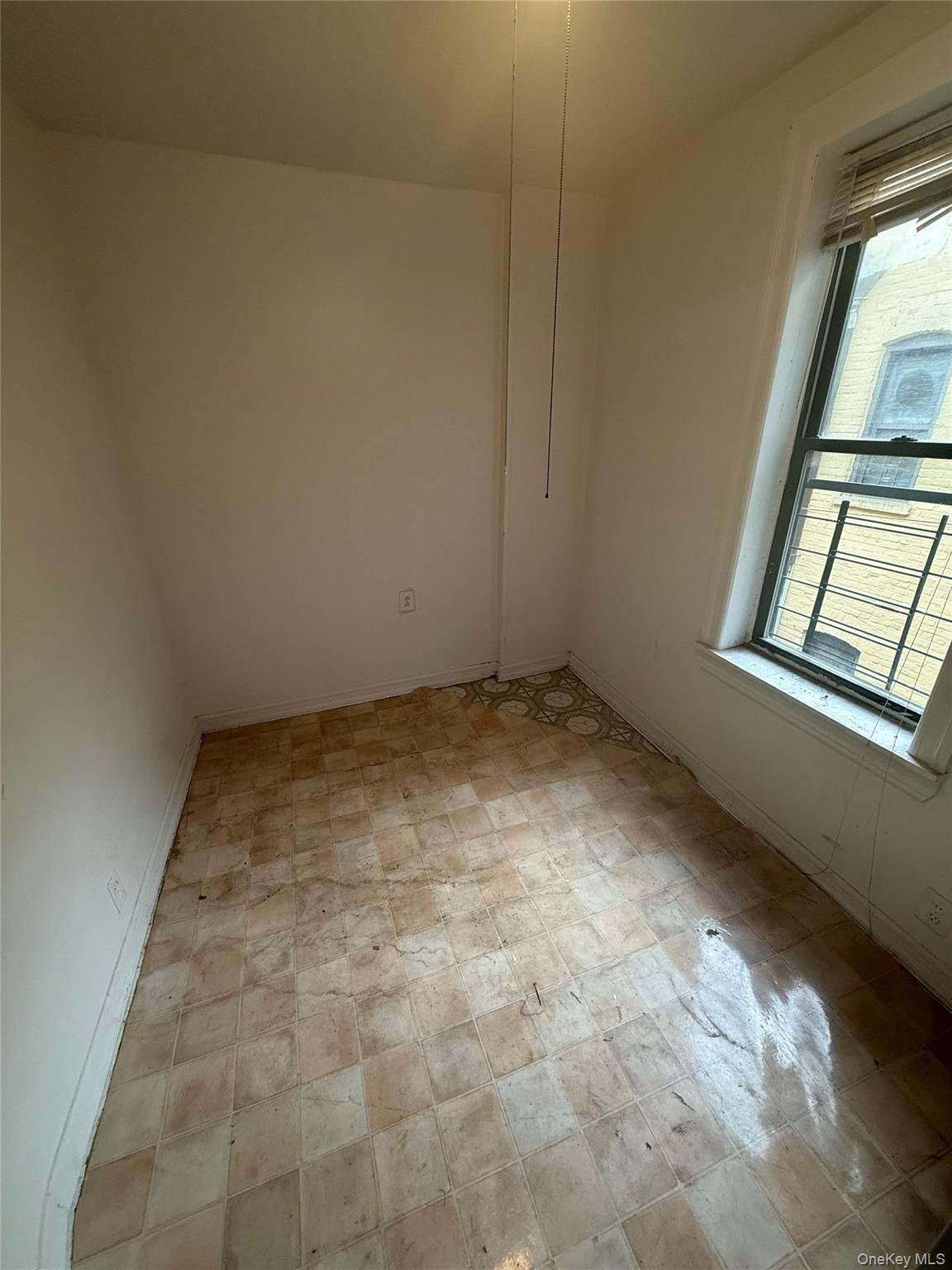 #3 photo, 2116 Honeywell Avenue, Bronx , NY 10460