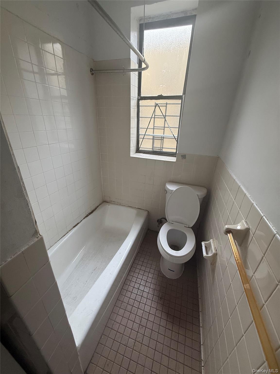 #4 photo, 2116 Honeywell Avenue, Bronx , NY 10460