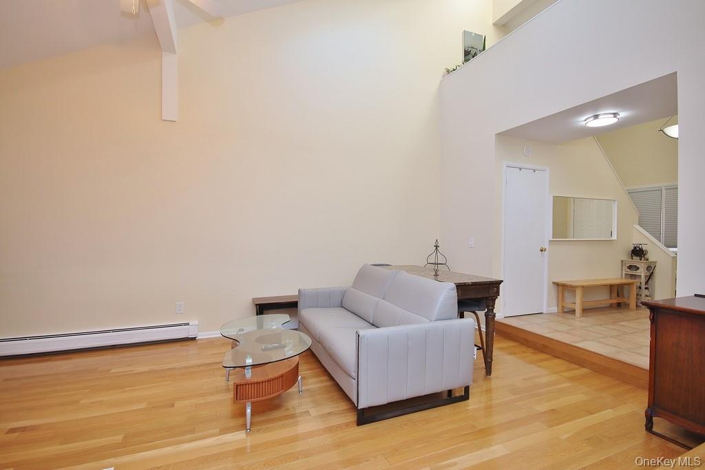 #18 photo, 63 Contempra Circle, Tappan , NY 10983