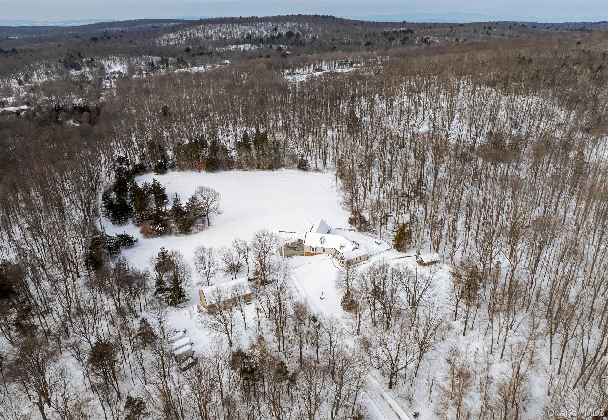 #3 photo, 35 Appaloosa Lane, Millbrook , NY 12545