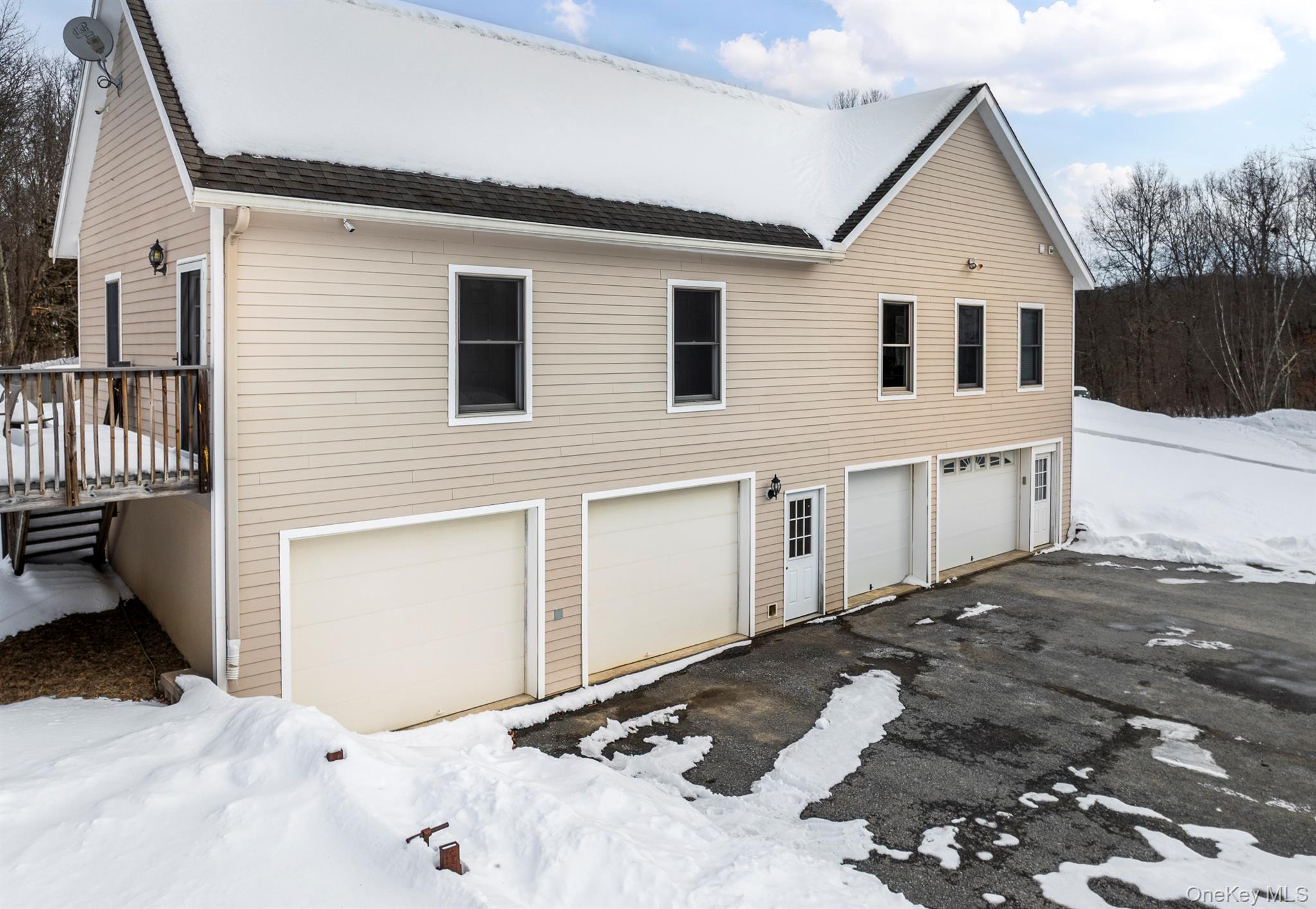 #6 photo, 35 Appaloosa Lane, Millbrook , NY 12545