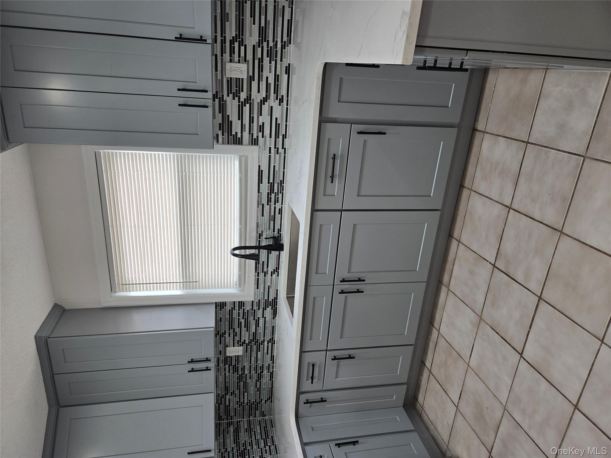 #5 photo, 25 Johnson Place, Freeport , NY 11520