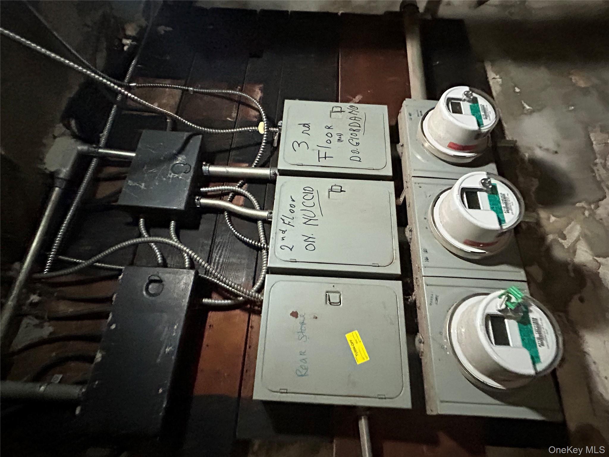 #12 photo, 66-01 Myrtle Avenue, Glendale , NY 11385