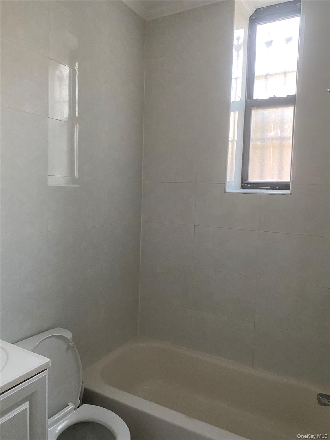 #10 photo, 297 Saint Nicholas Avenue, Ridgewood , NY 11385