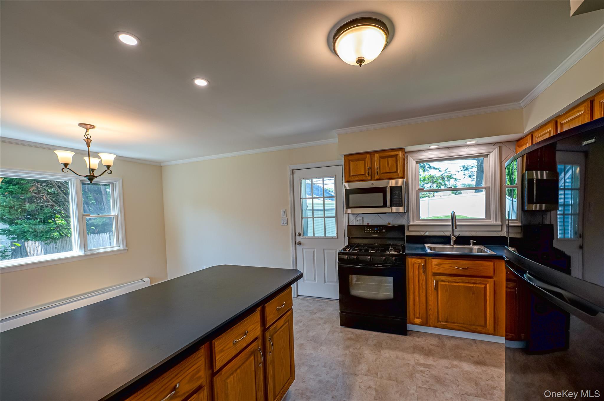 #10 photo, 69 Allan Drive, East Norwich , NY 11732