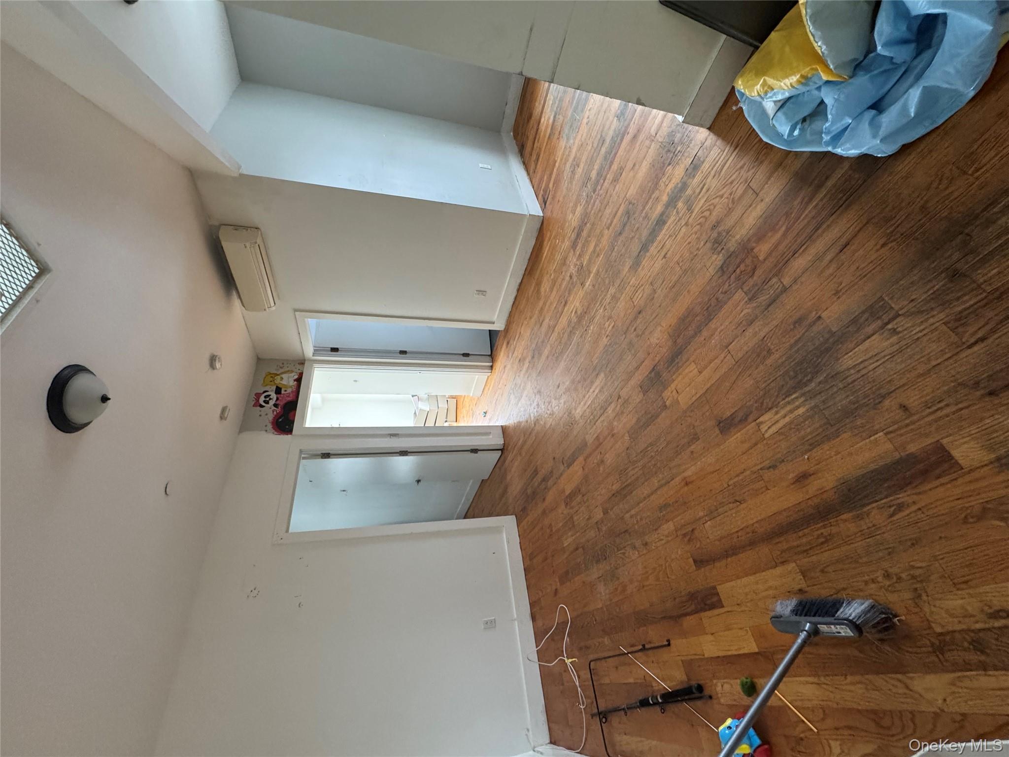 #5 photo, 9602 Northern Boulevard, クイーンズ区 Corona , NY 11368