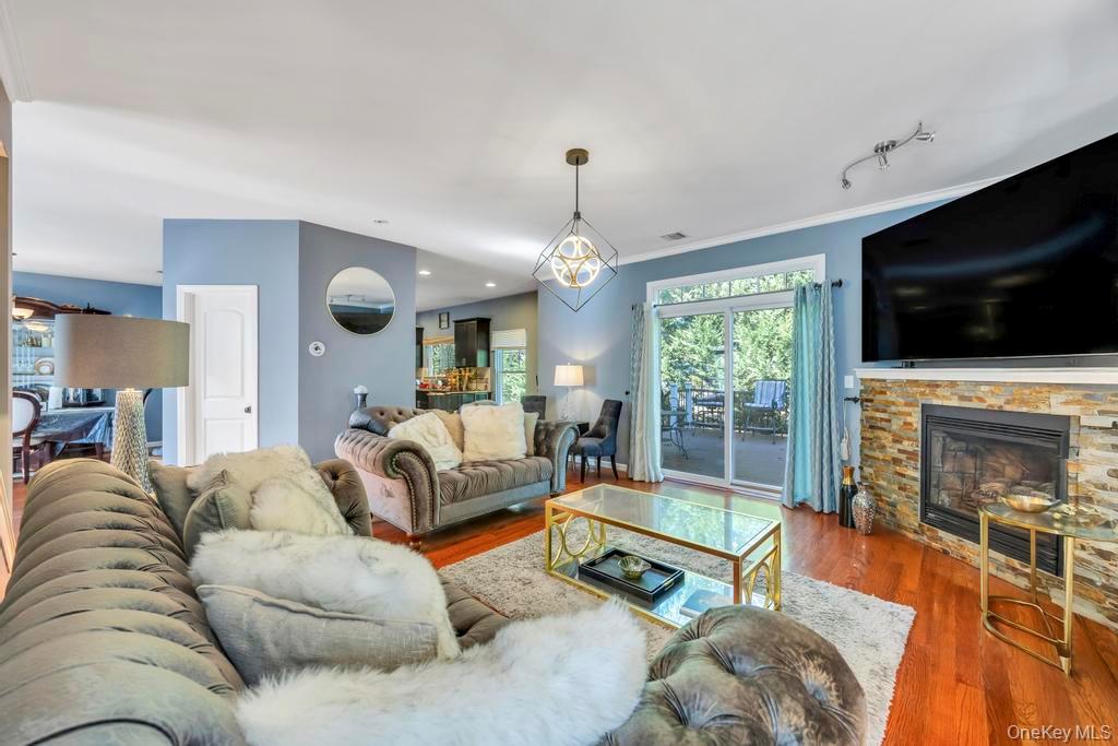 #15 photo, 75 Milmay Avenue, সাফোক কাউন্টি Hauppauge , NY 11788