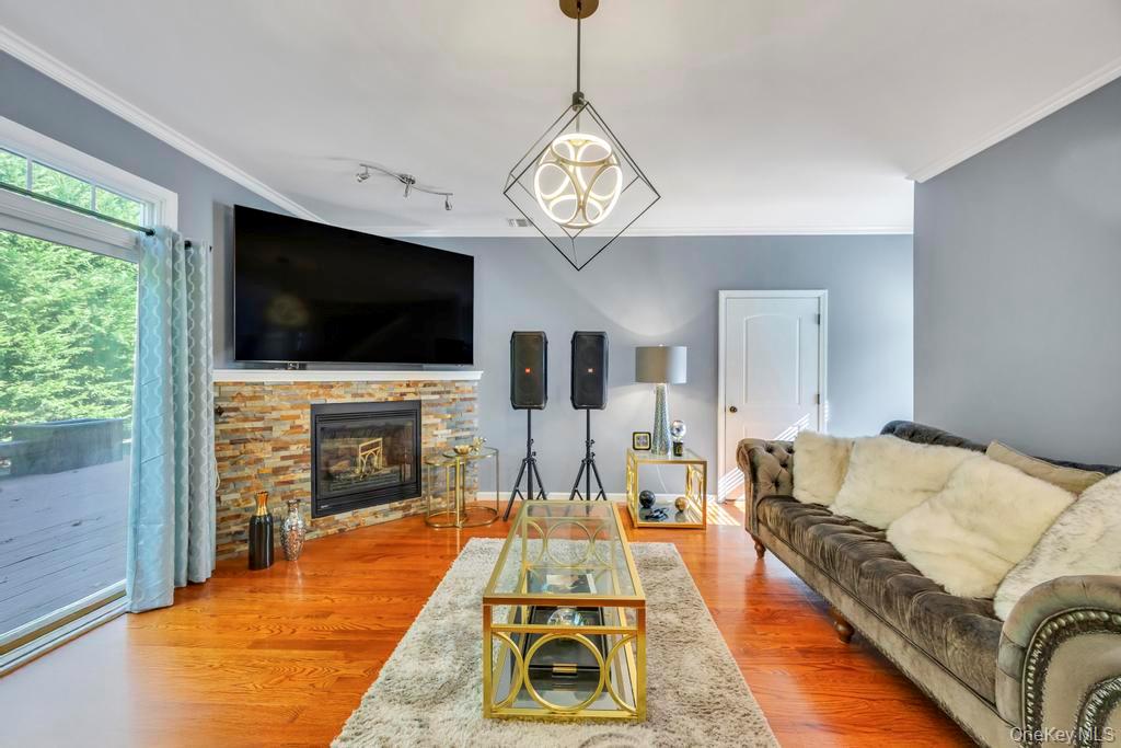 #17 photo, 75 Milmay Avenue, সাফোক কাউন্টি Hauppauge , NY 11788