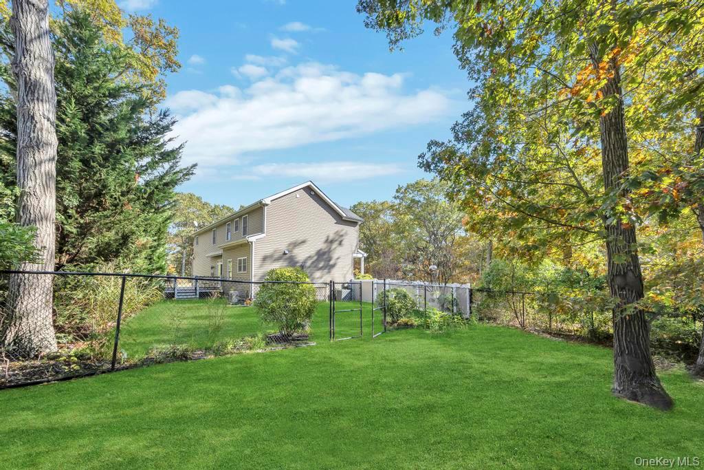 #7 photo, 75 Milmay Avenue, সাফোক কাউন্টি Hauppauge , NY 11788