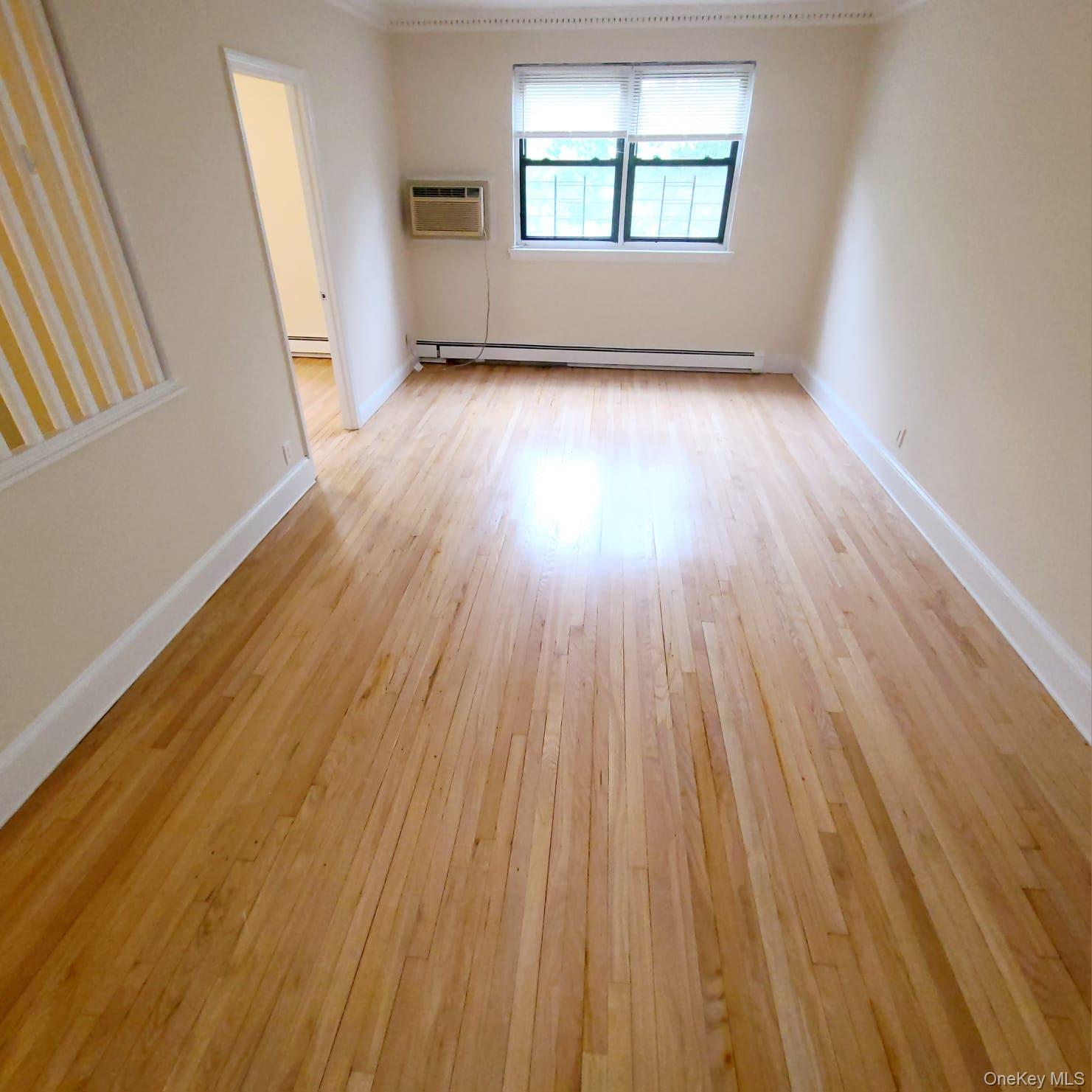 #2 photo, 72-38 Yellowstone Boulevard, Forest Hills , NY 11375