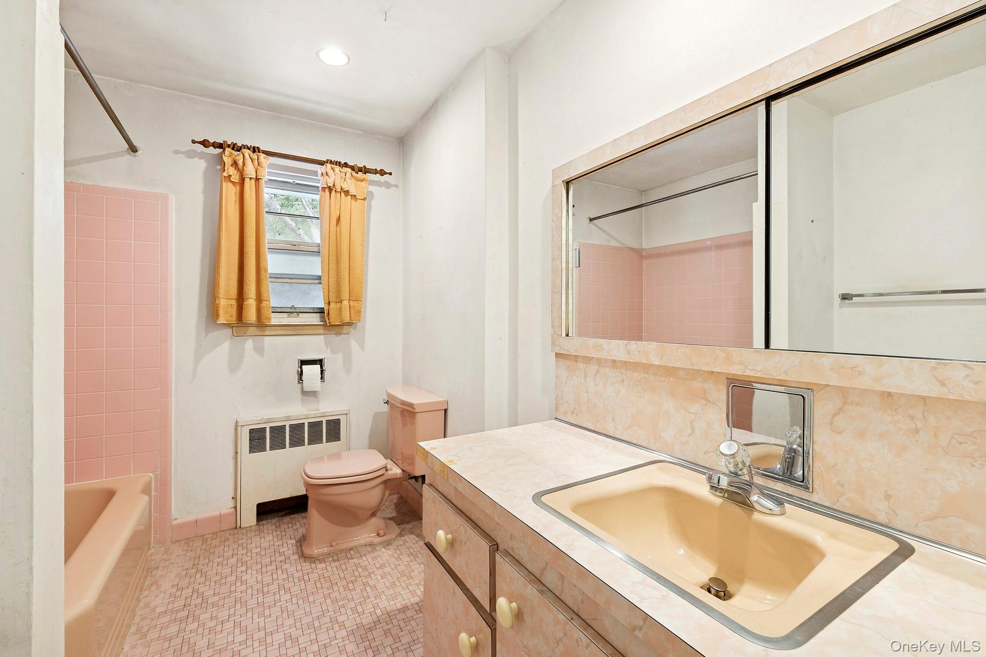 #12 photo, 225 Port Washington Boulevard, নাসাউ কাউন্টি Port Washington , NY 11050