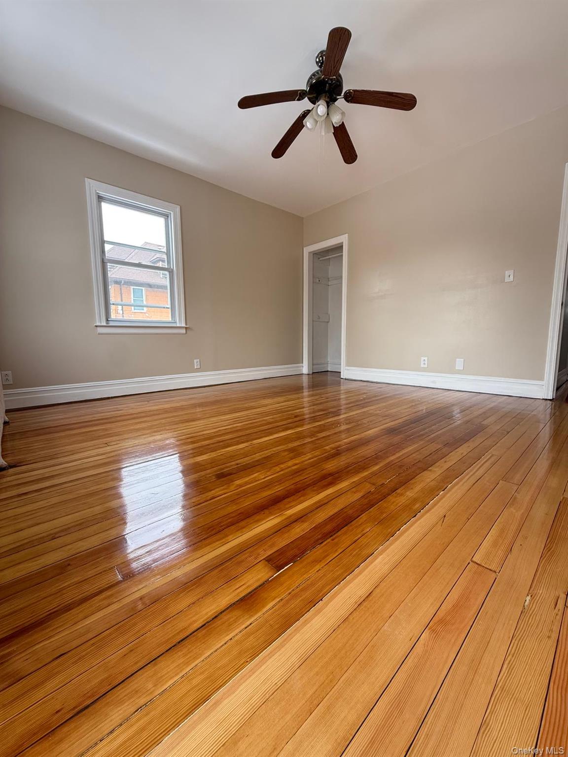 #10 photo, 7 Flower Street, New Rochelle , NY 10801