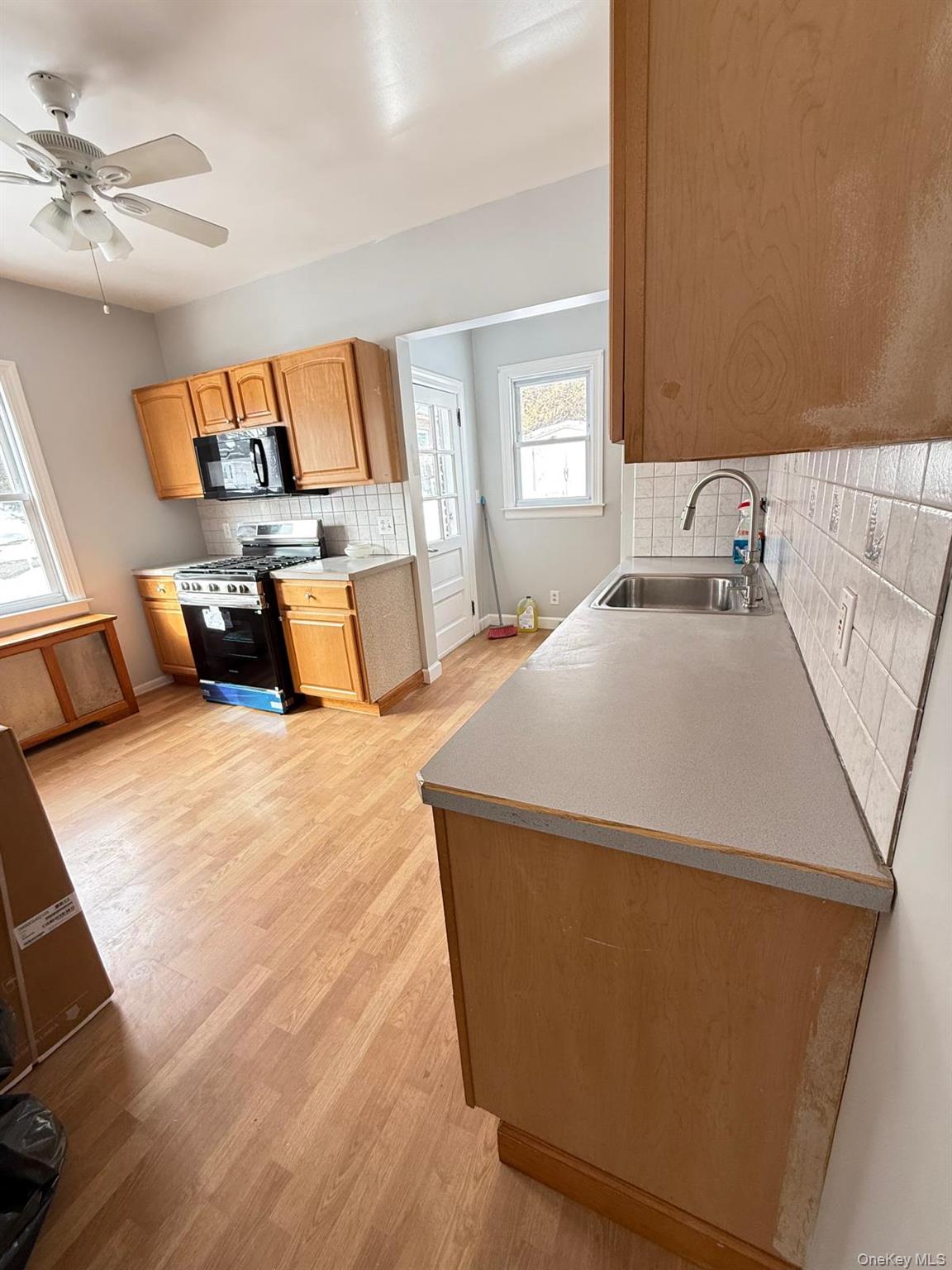 #5 photo, 7 Flower Street, New Rochelle , NY 10801