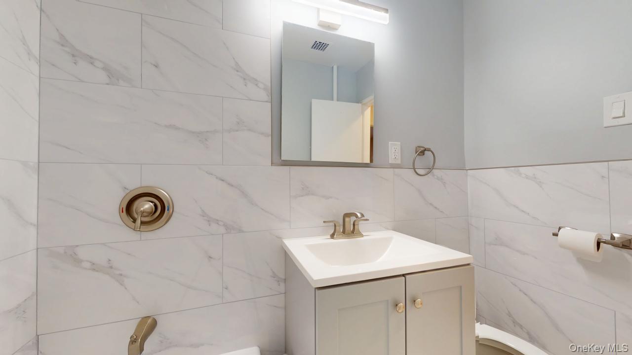 #16 photo, 66-15 Thornton Place, Rego Park , NY 11374