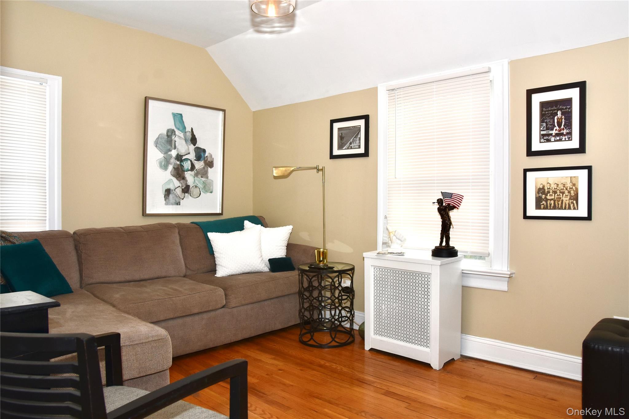 #11 photo, 69 Jefferson Street, নাসাউ কাউন্টি Garden City , NY 11530