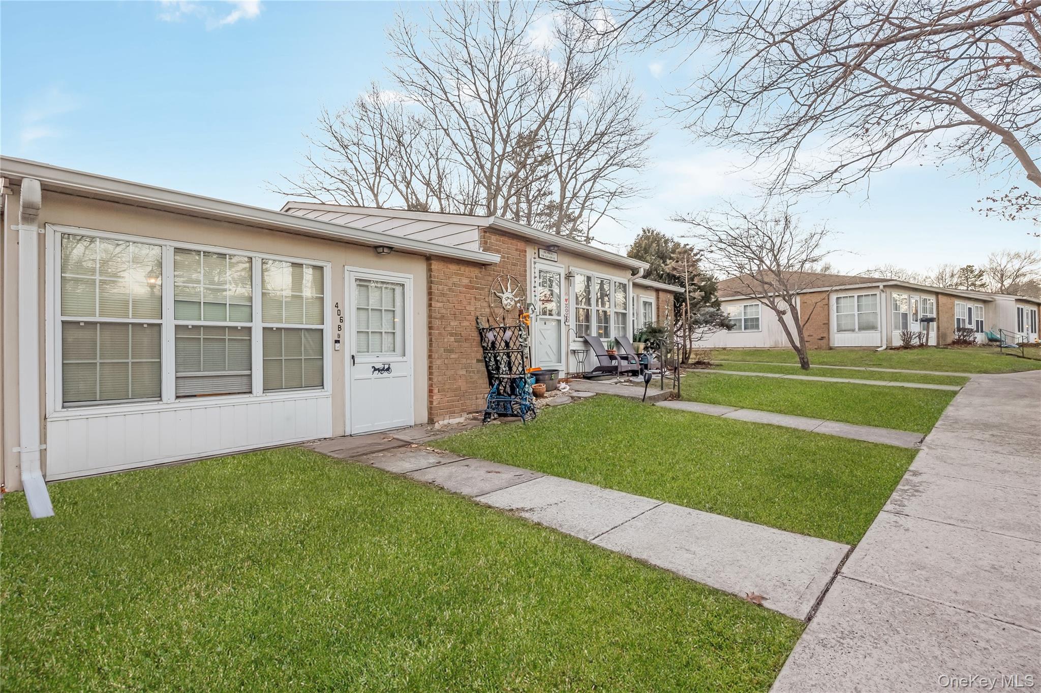 #2 photo, 406 Woodbridge Drive, Ridge , NY 11961