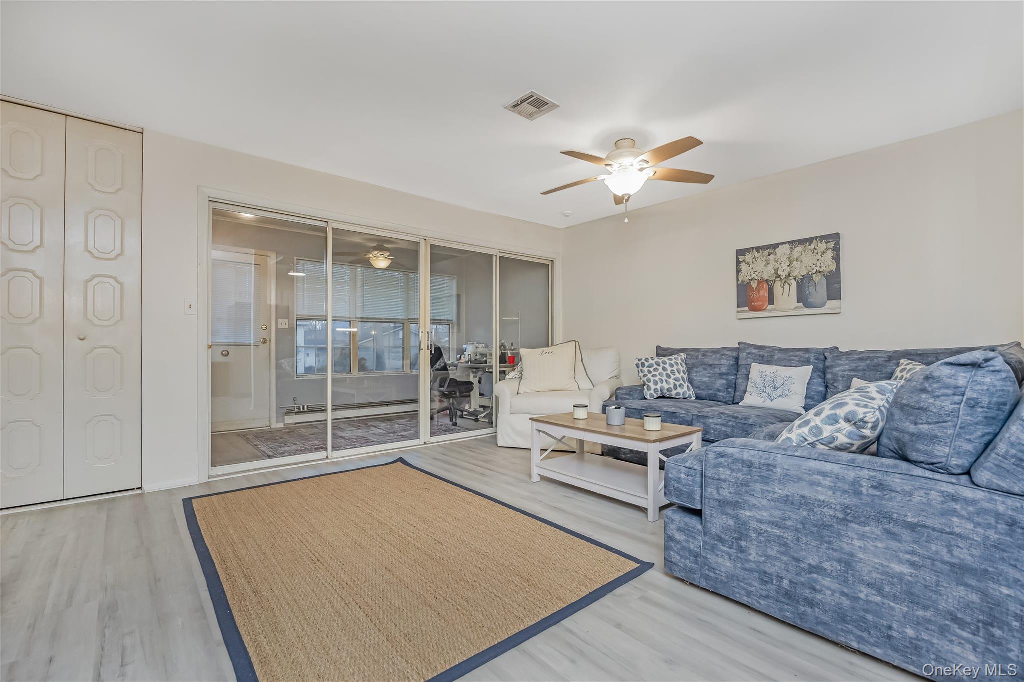 #7 photo, 406 Woodbridge Drive, Ridge , NY 11961