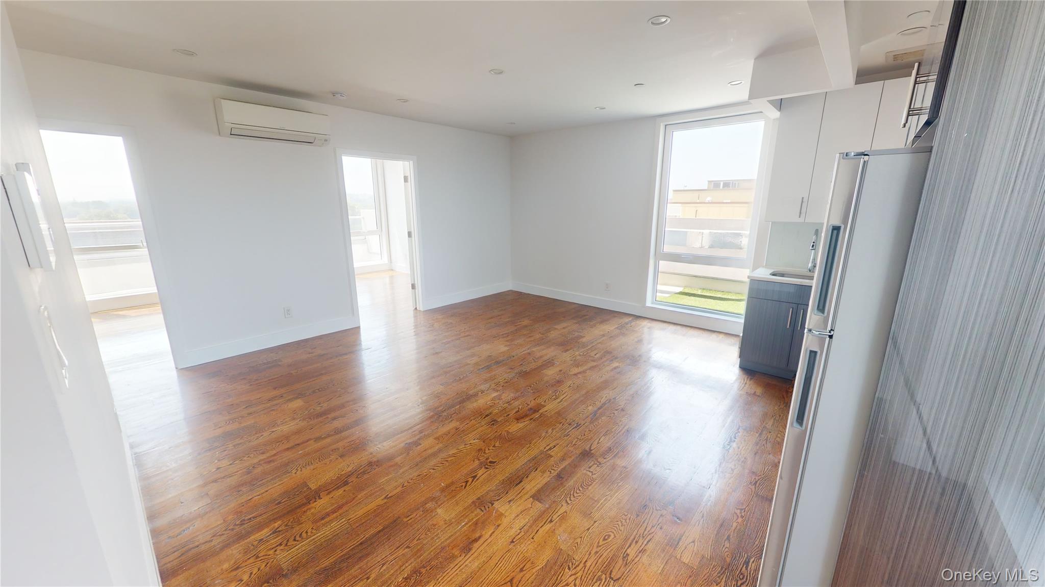 #9 photo, 138-28 Queens Boulevard, कुईंस Briarwood , NY 11435