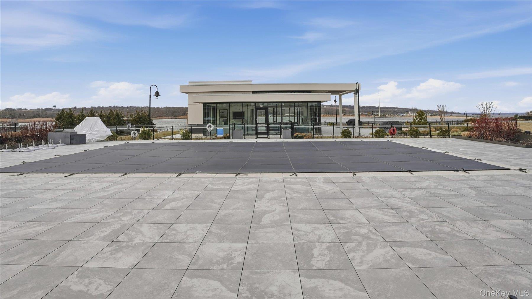 #16 photo, 10 Shore Road, নাসাউ কাউন্টি Glenwood Landing , NY 11547