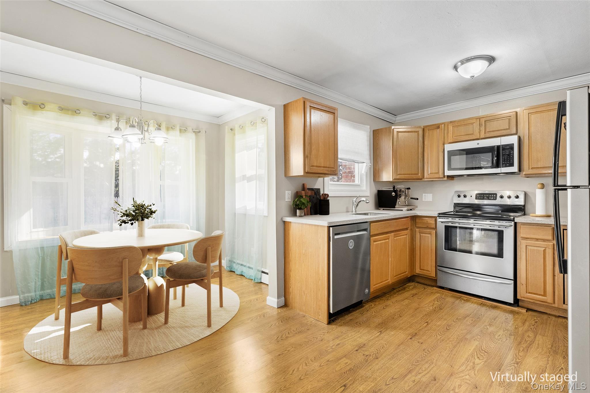 #14 photo, 211 Oswego Avenue, サフォーク郡 Medford , NY 11763