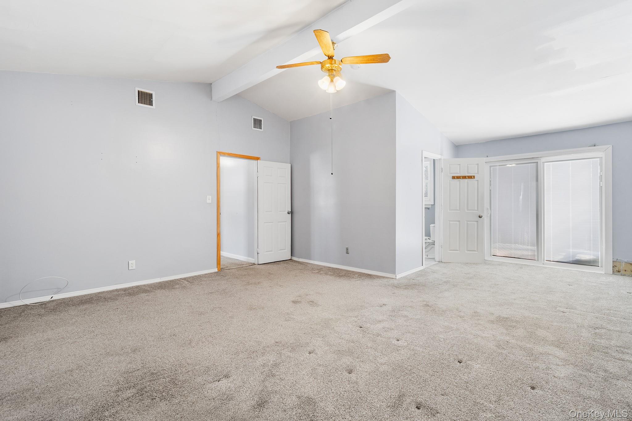 #20 photo, 211 Oswego Avenue, サフォーク郡 Medford , NY 11763