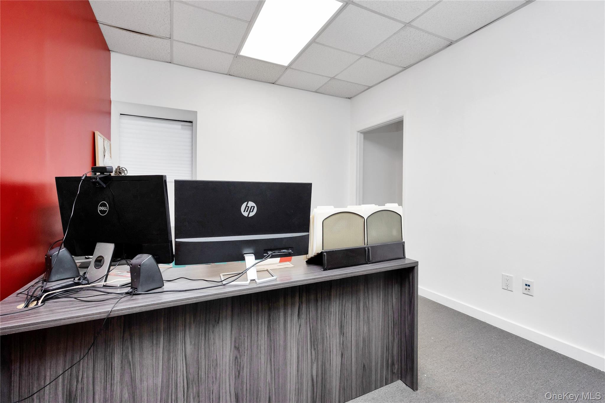 #8 photo, 429 W Main Street, מחוז סאפוק Patchogue , NY 11772