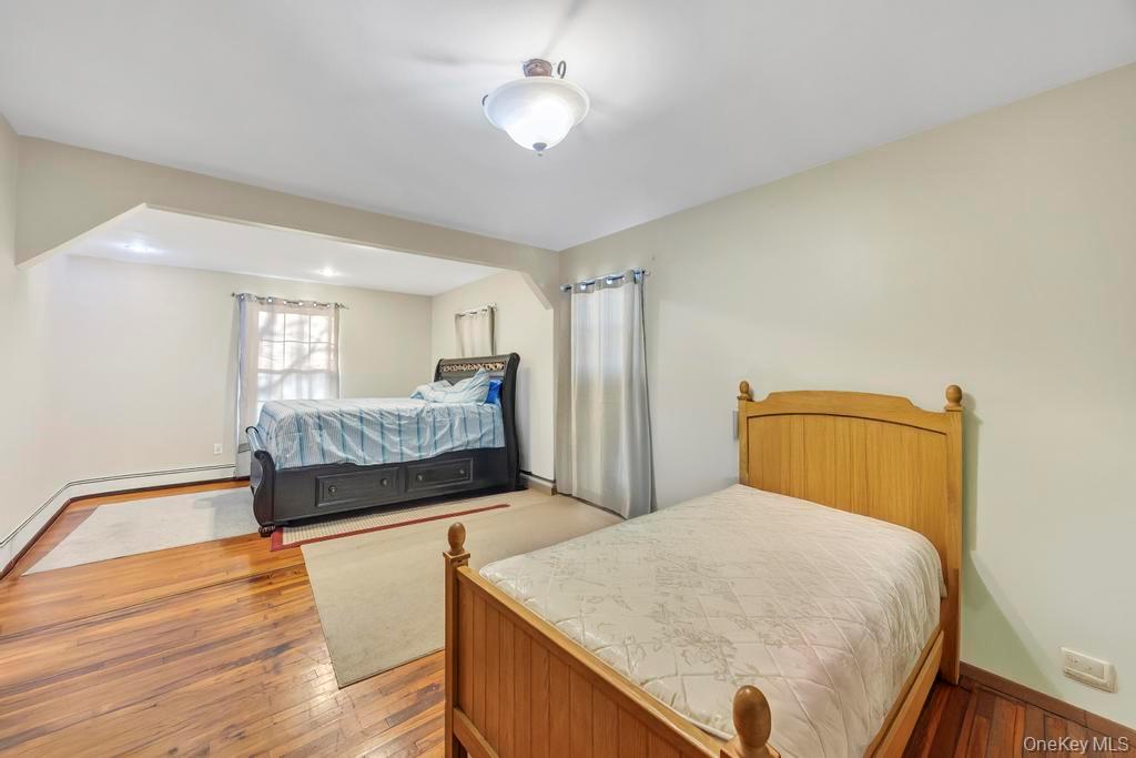 #7 photo, 128 A 17th Street, サフォーク郡 Wheatley Heights , NY 11798