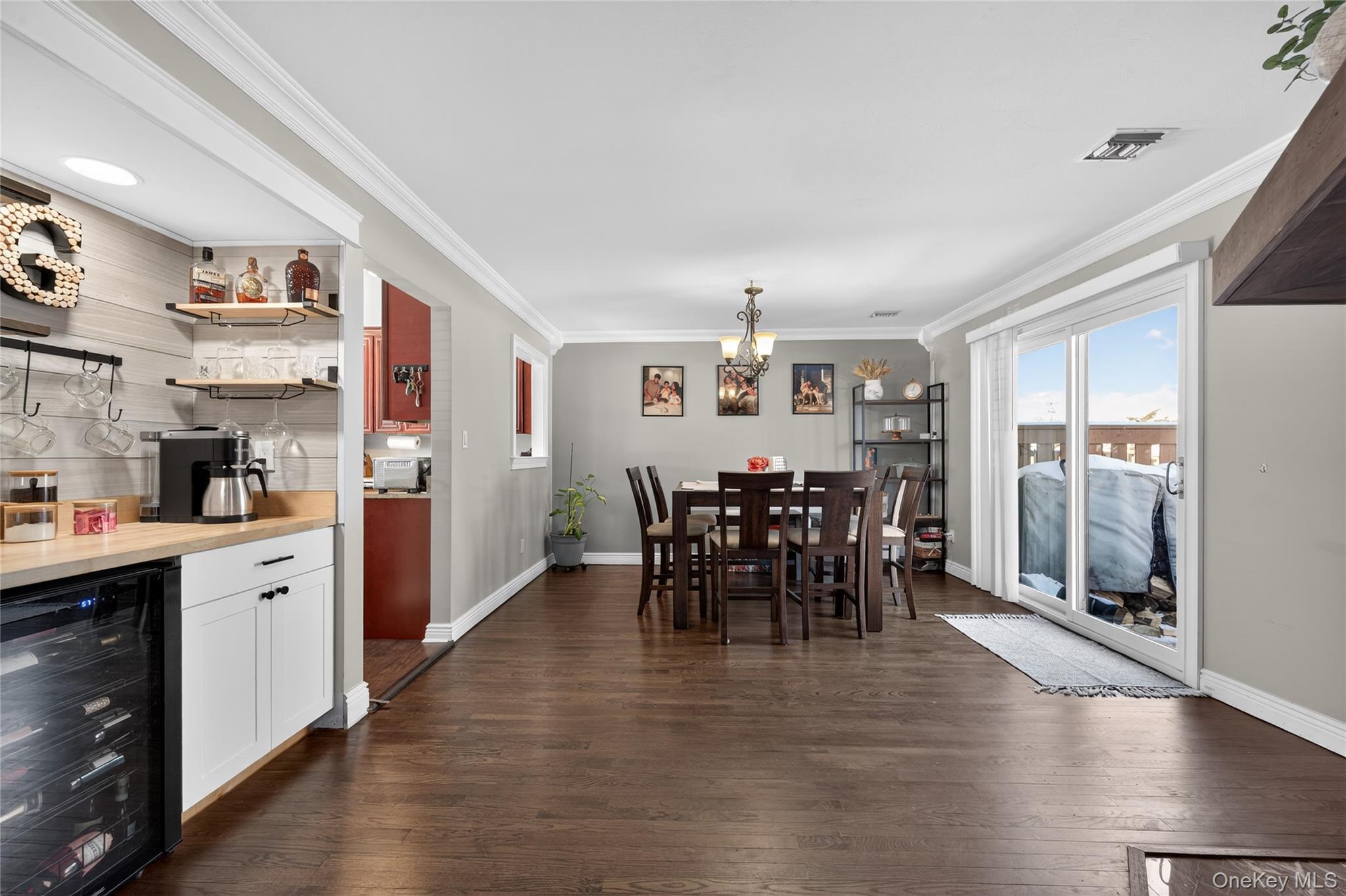 #3 photo, 171 Melanie Way, מחוז סאפוק Commack , NY 11725