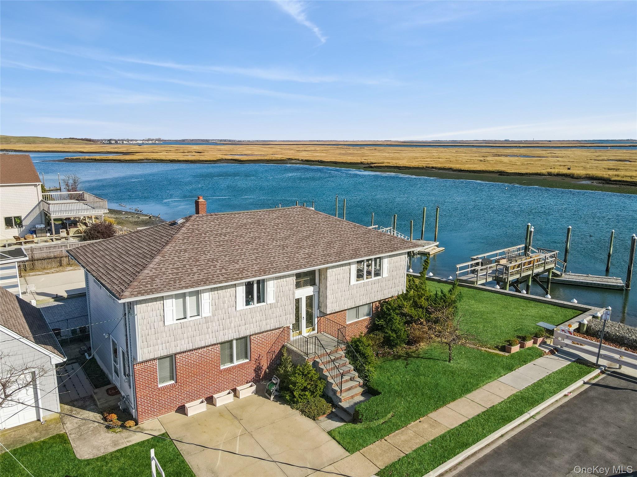 #1 photo, 255 Delaware Avenue, নাসাউ কাউন্টি Island Park , NY 11558