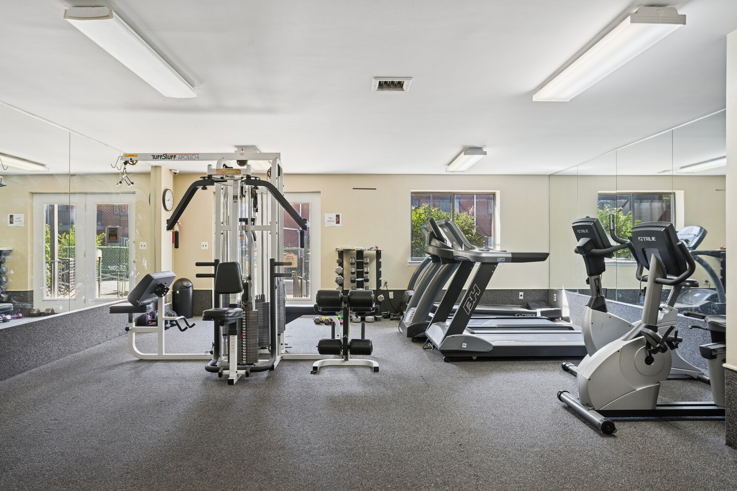 #11 photo, 2812 E 27TH Street, הברונקס Sheepshead Bay , NY 11235