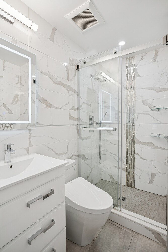 #7 photo, 2812 E 27TH Street, הברונקס Sheepshead Bay , NY 11235