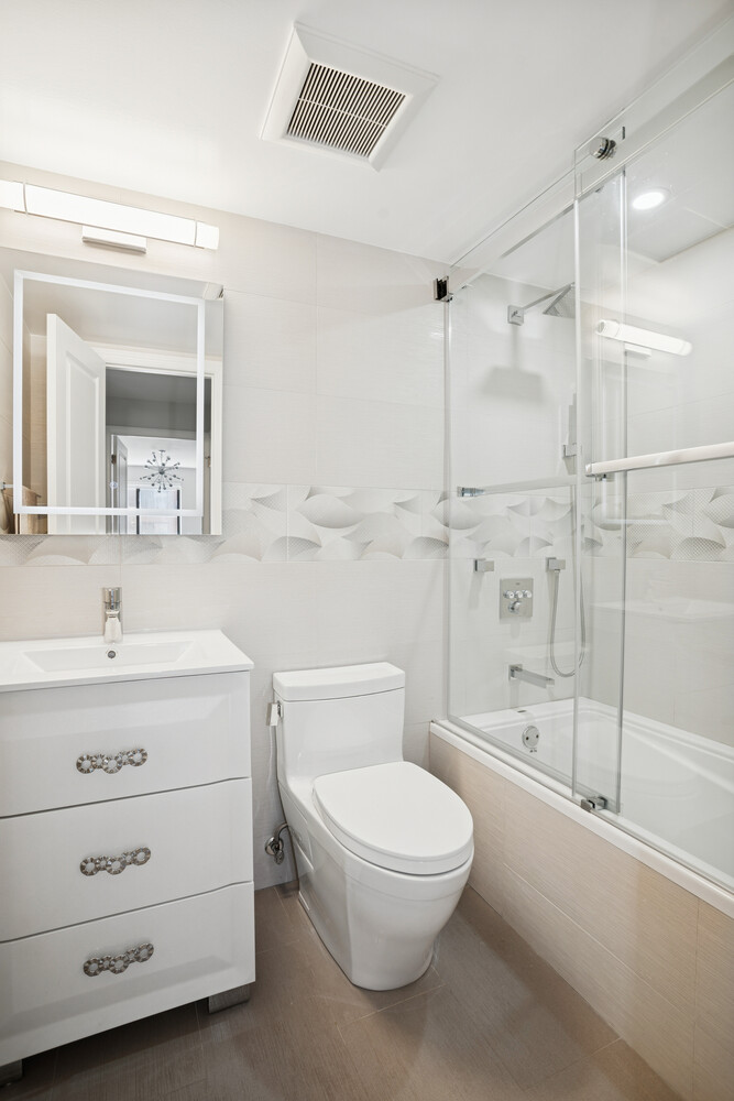 #9 photo, 2812 E 27TH Street, הברונקס Sheepshead Bay , NY 11235