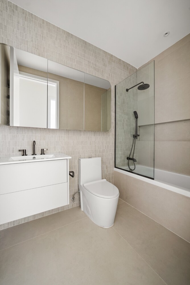 #14 photo, Brooklyn, ब्रुकलीन Bedford-Stuyvesant , NY 11216