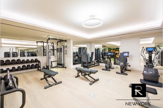 #13 photo, 400 5th Avenue, マンハッタン Midtown West , NY 10018