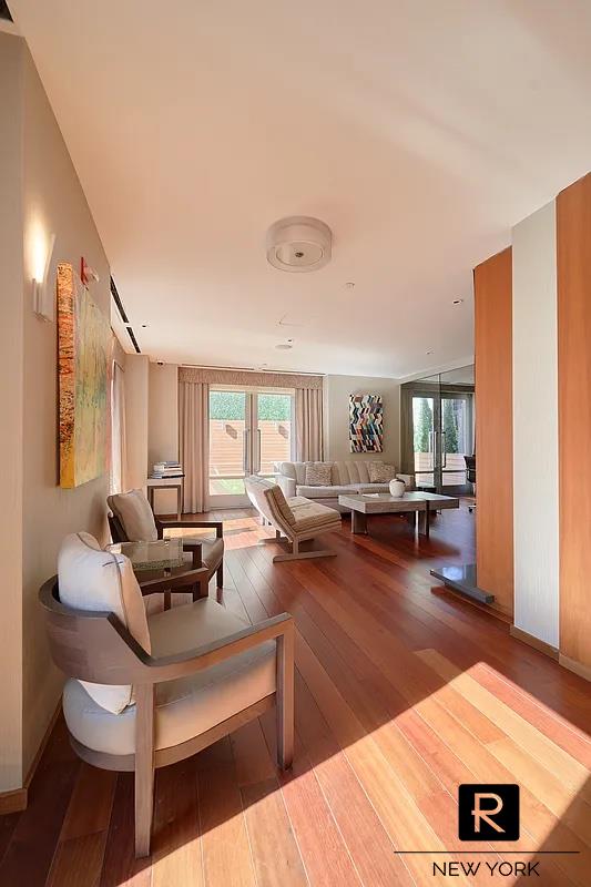 #15 photo, 400 5th Avenue, マンハッタン Midtown West , NY 10018