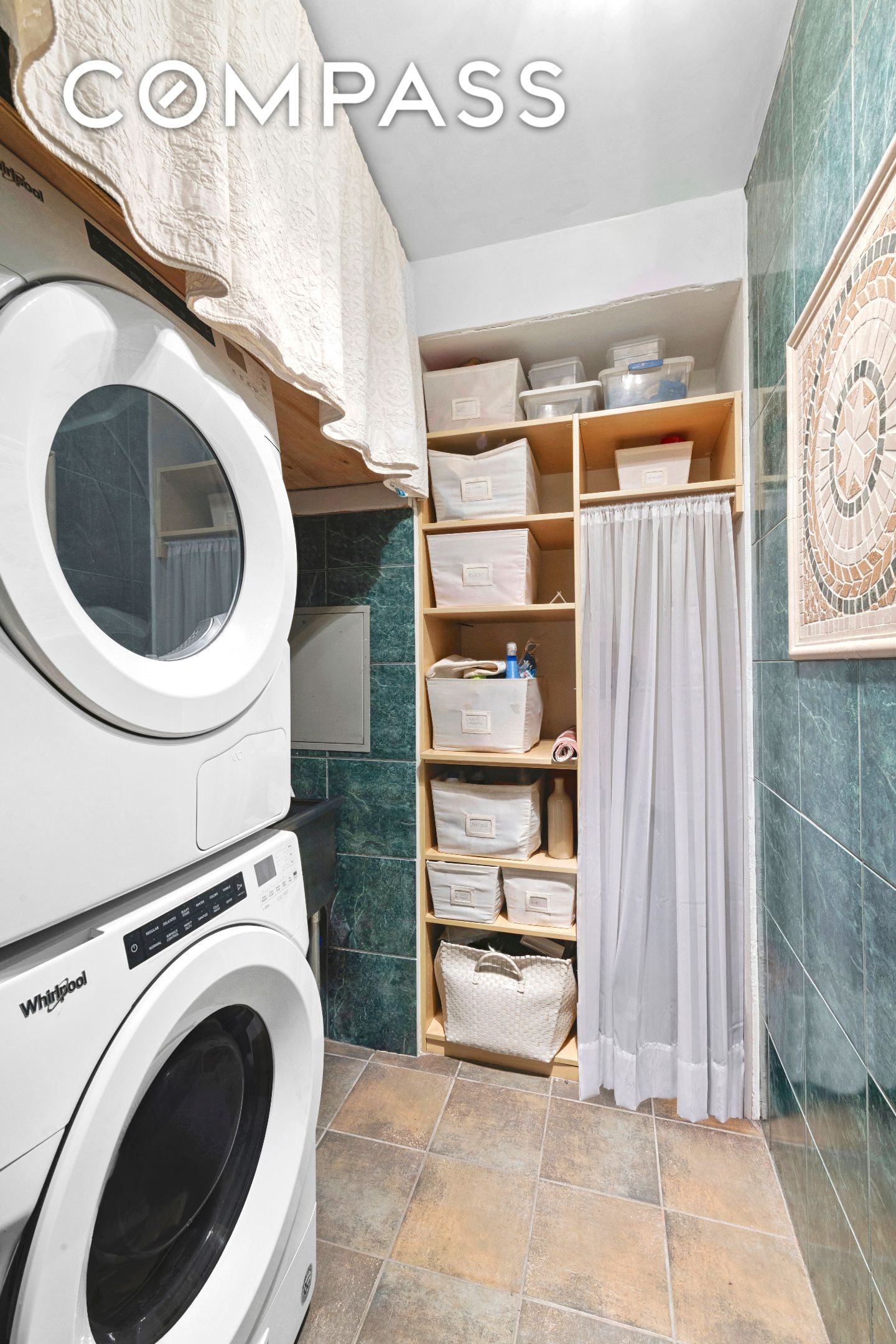 #19 photo, 275 Water Street, ম্যানহাটন Financial District , NY 10038