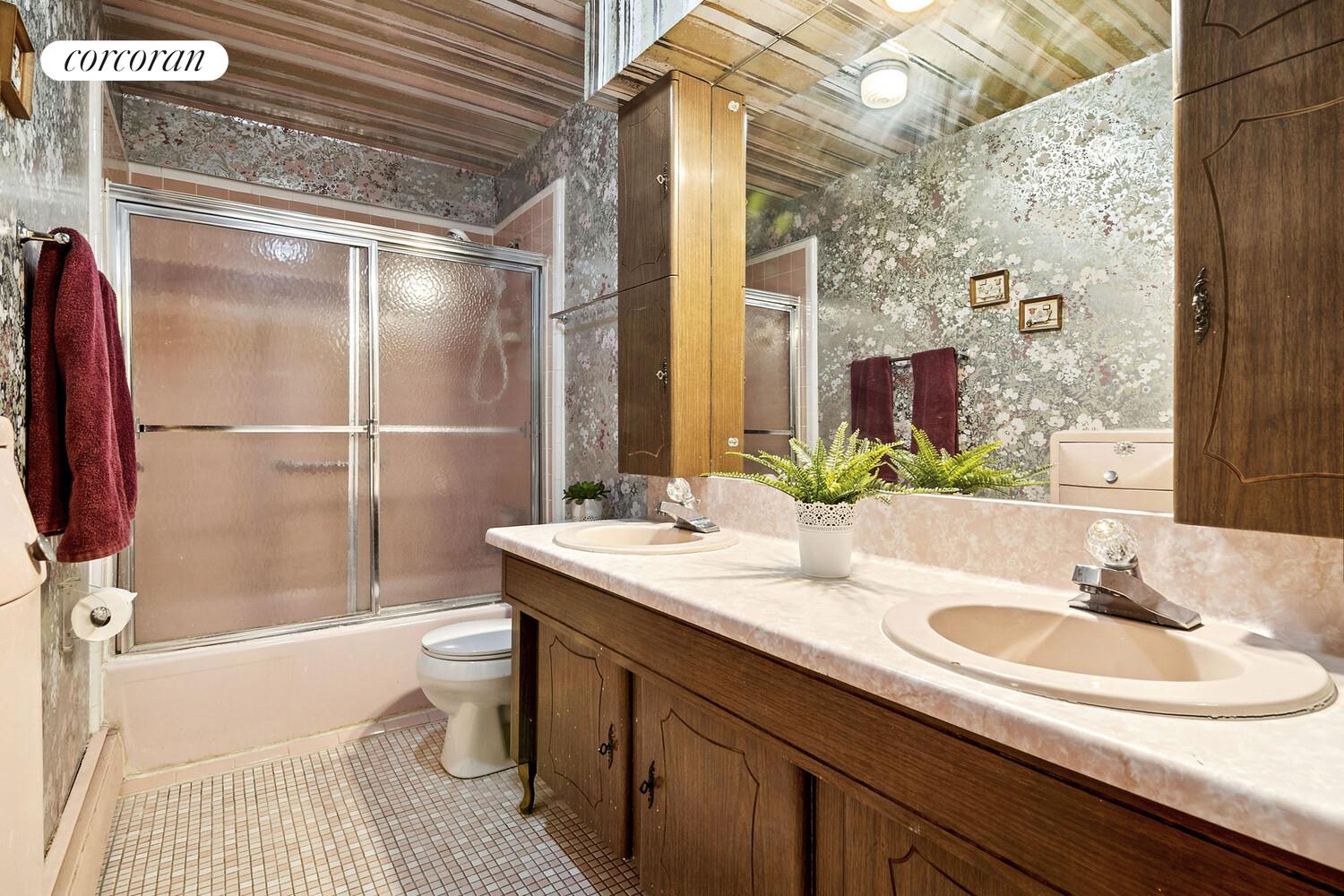 #18 photo, 1457 E 84TH Street, הברונקס Canarsie , NY 11236