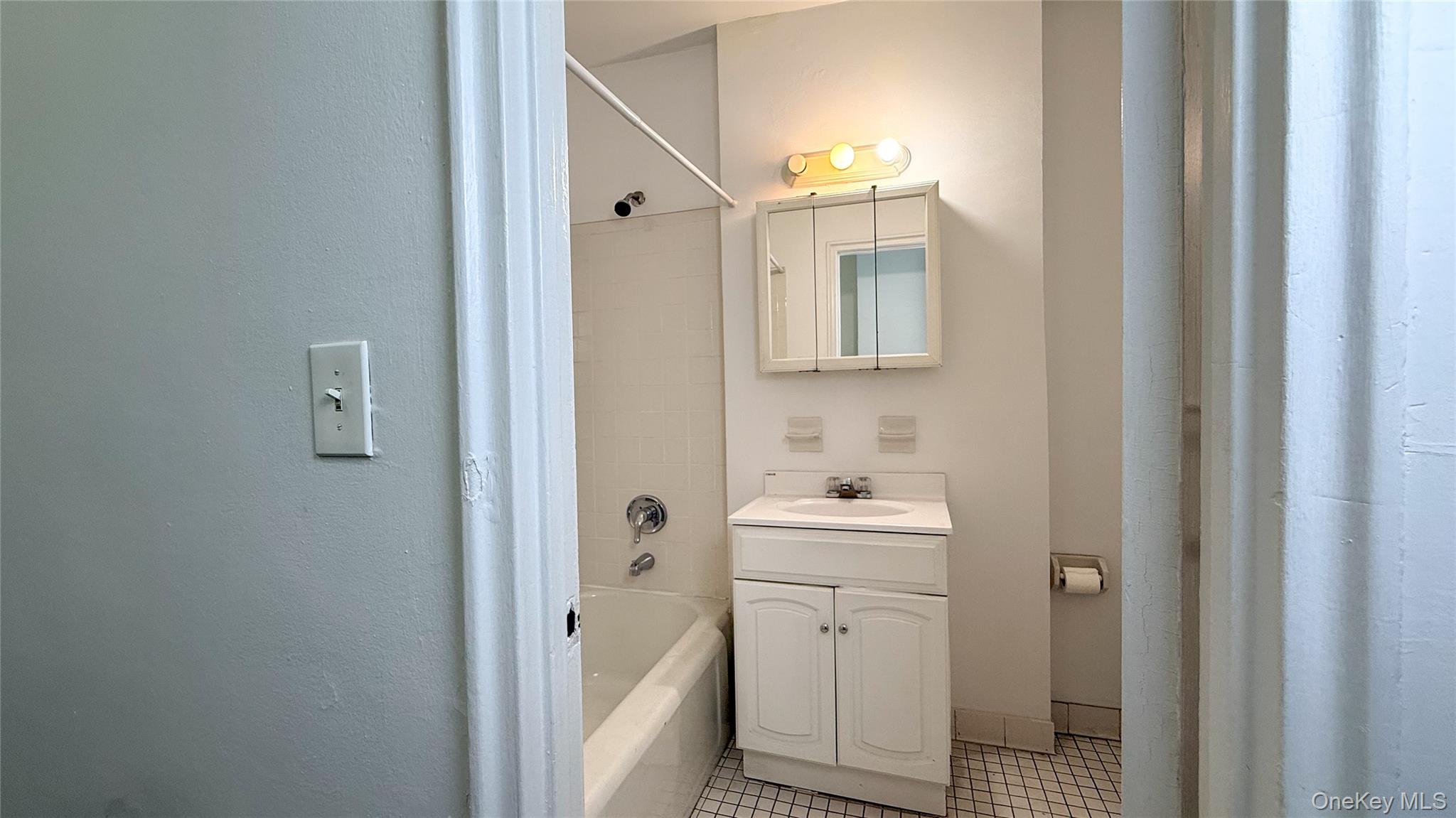 #9 photo, 2190 Boston Road, ブロンクス区 Bronx , NY 10462