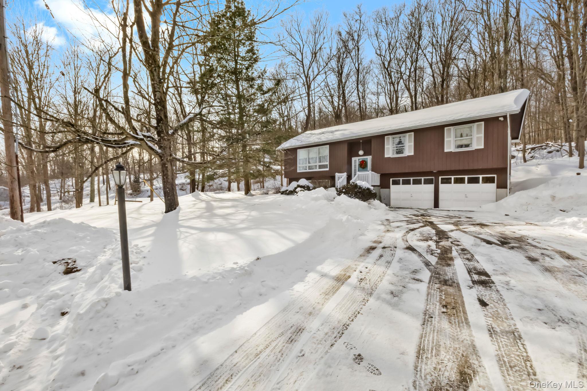 #1 photo, 231 Church Road, Putnam Valley , NY 10579