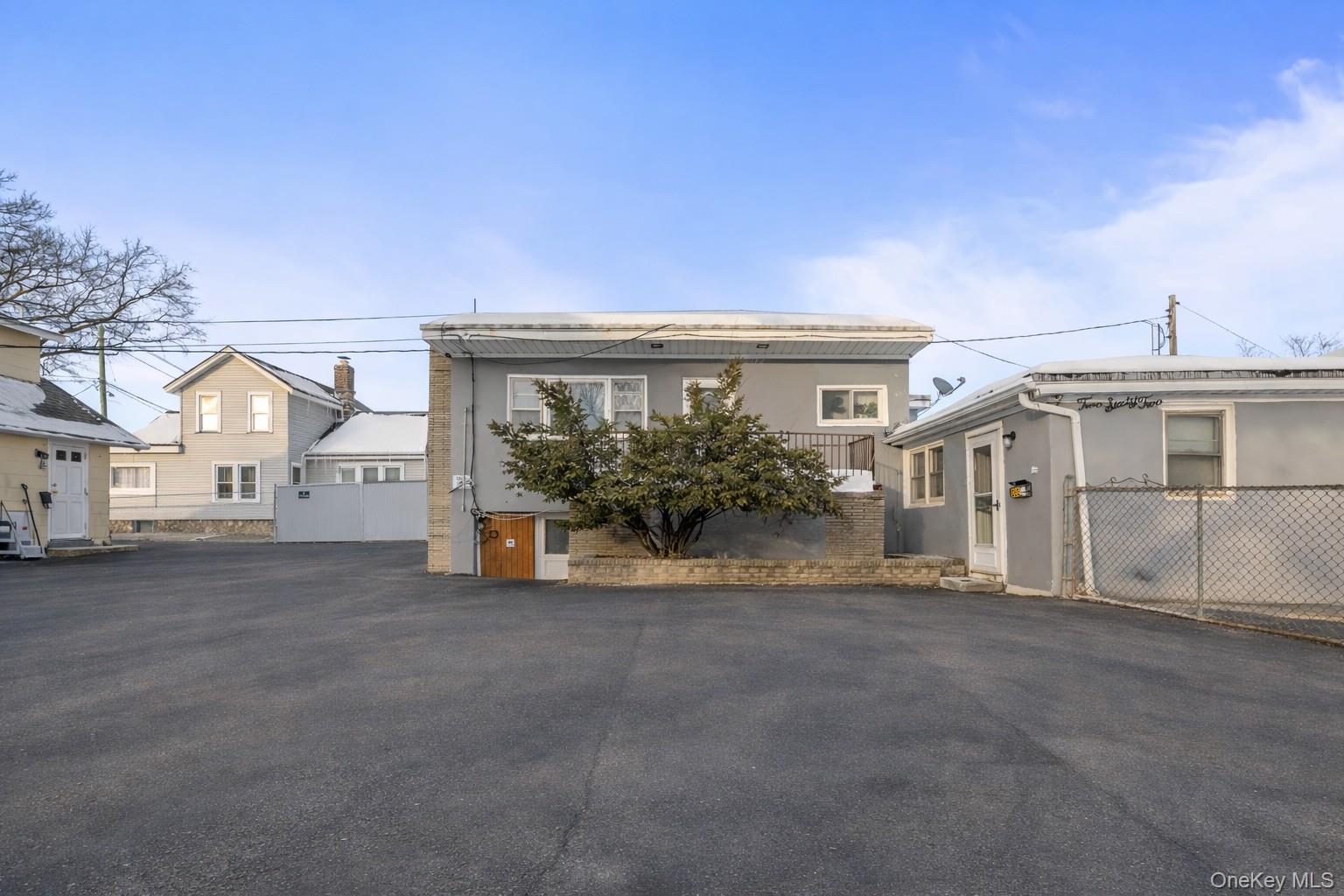 #16 photo, 262-264 Cottage Street, Middletown , NY 10940