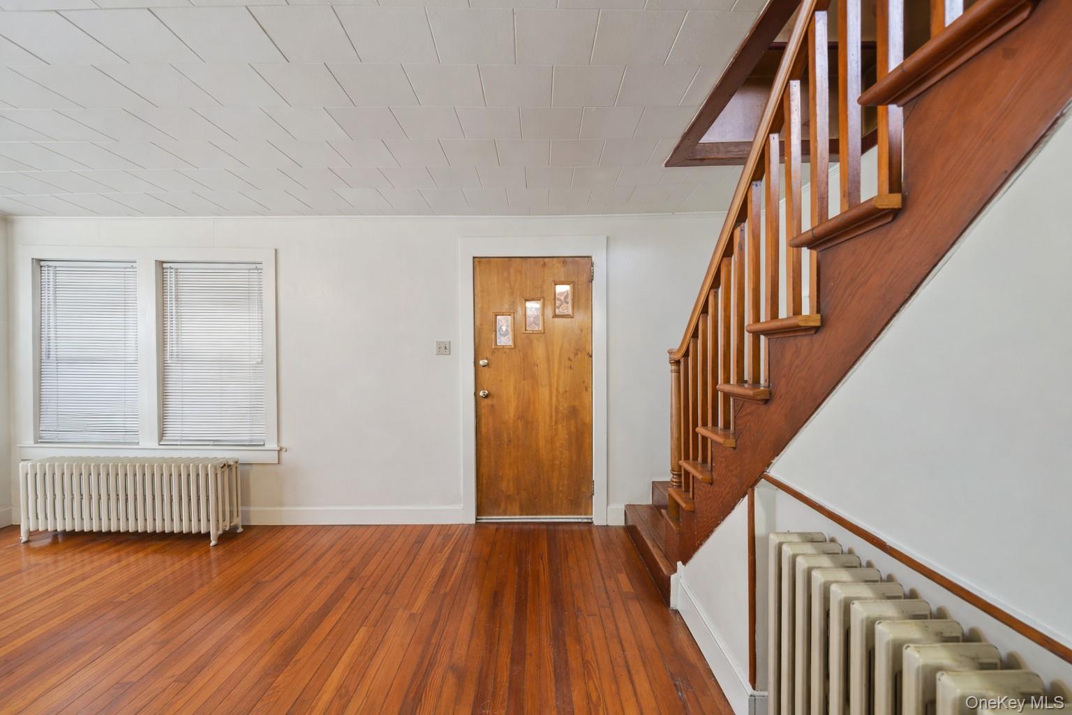 #8 photo, 262-264 Cottage Street, Middletown , NY 10940