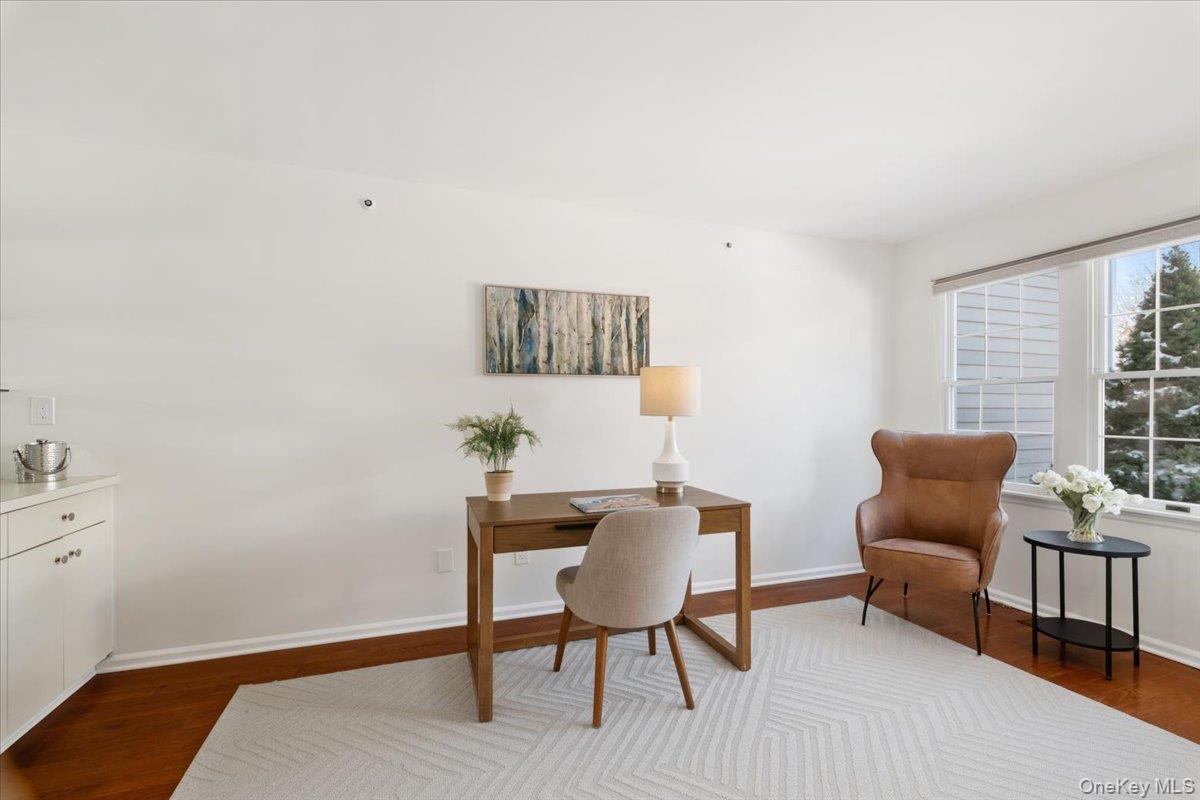 #8 photo, 39 Alex Drive, White Plains , NY 10605