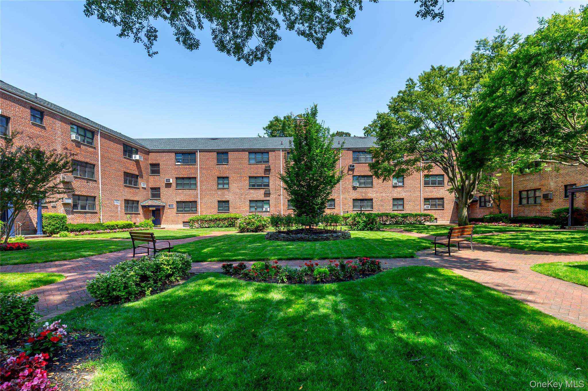 #1 photo, 15 BEACH Roads, ナッソー郡 Great Neck , NY 11023