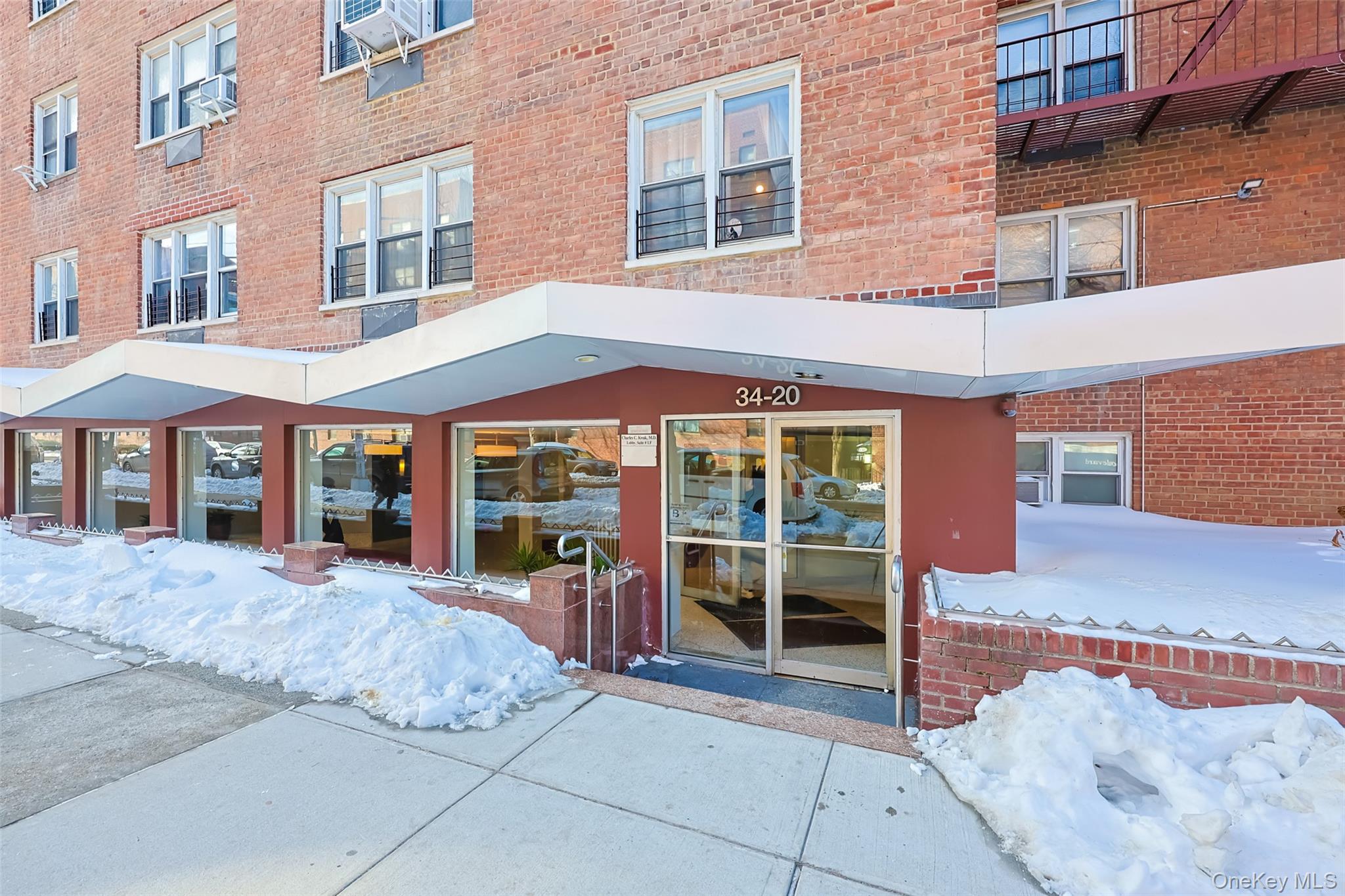 #7 photo, 3420 Parsons Boulevard, クイーンズ区 Flushing , NY 11354