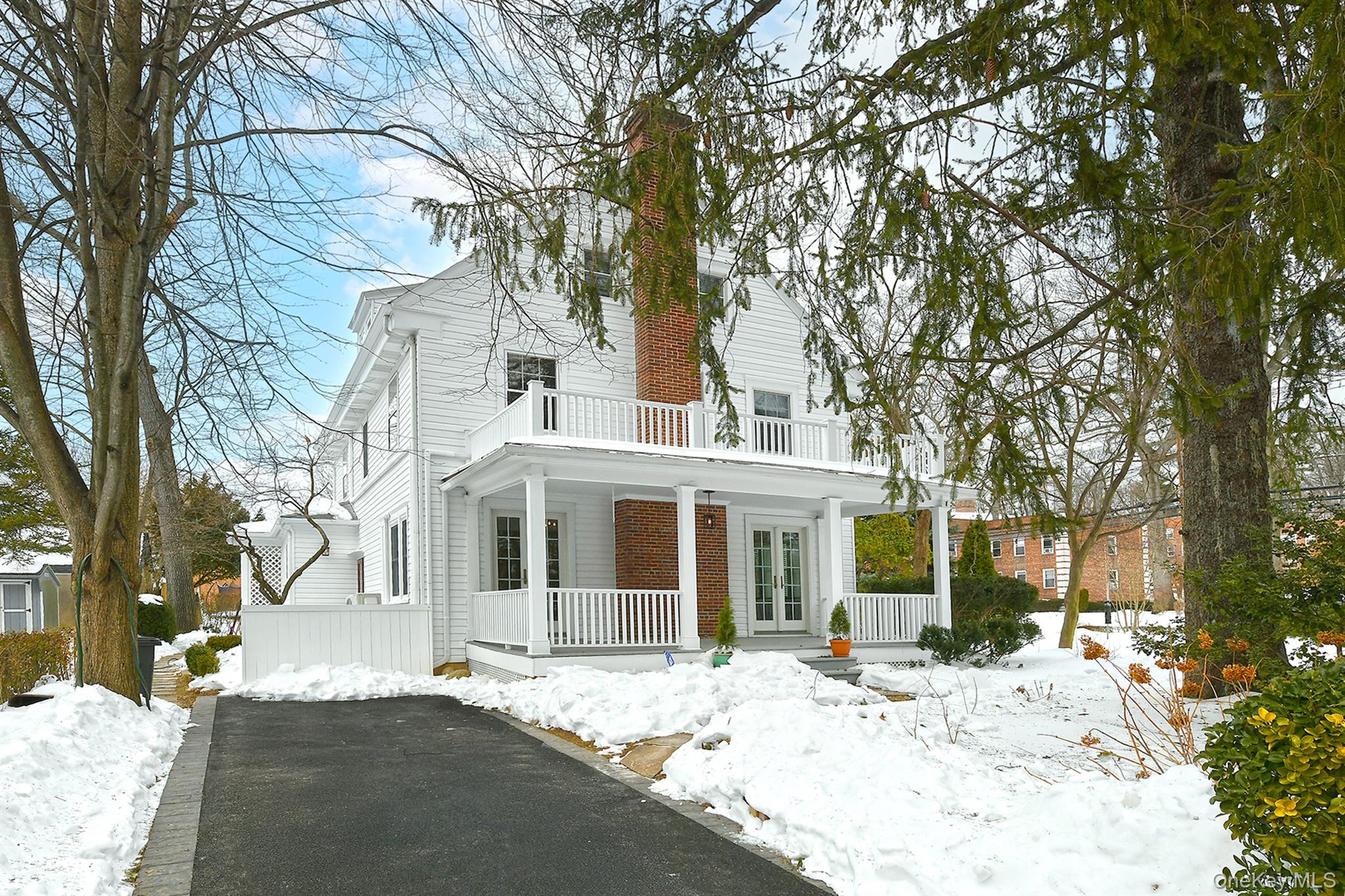 #4 photo, 198 Warner Avenue, ナッソー郡 Roslyn Heights , NY 11577