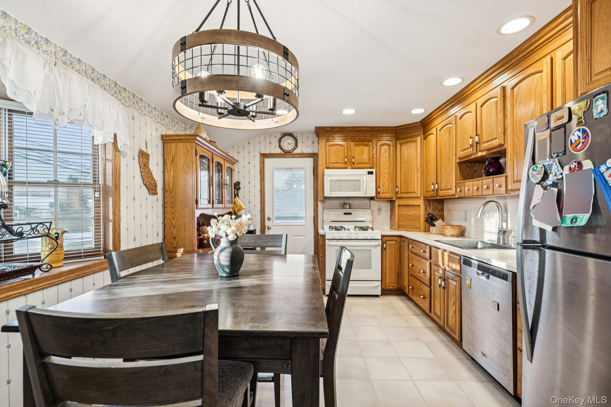 #7 photo, 662 College Road, Farmingville , NY 11738