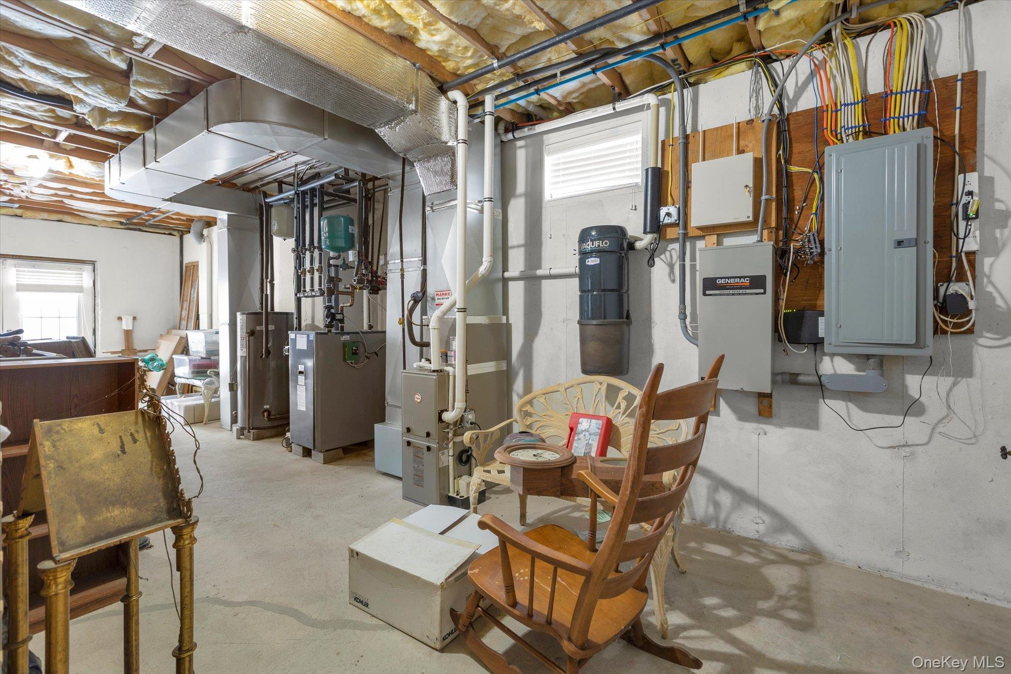 #20 photo, 86 Louise Court, Riverhead , NY 11901