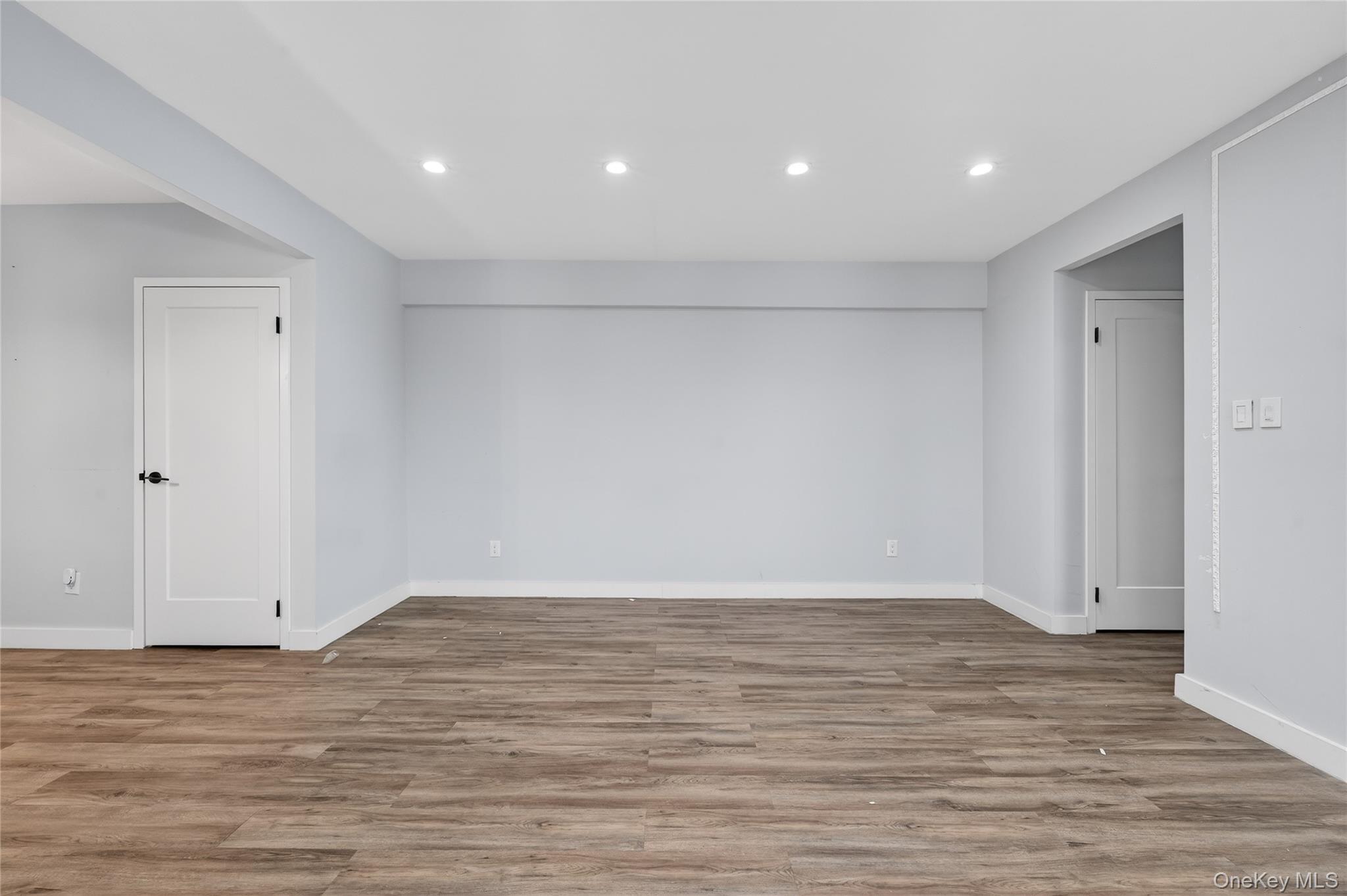 #4 photo, 170-06 Crocheron Avenue, Flushing , NY 11358