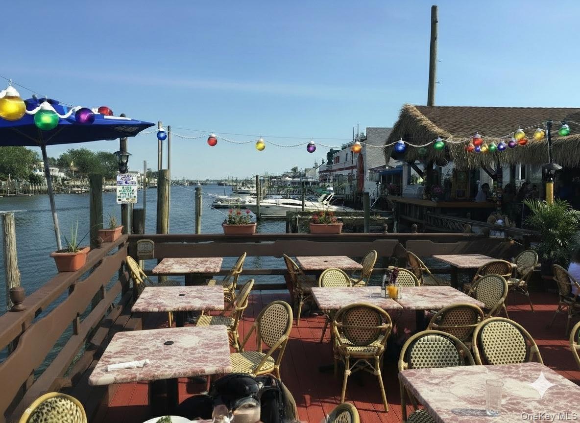 #5 photo, 271 Woodcleft Avenue, ナッソー郡 Freeport , NY 11520